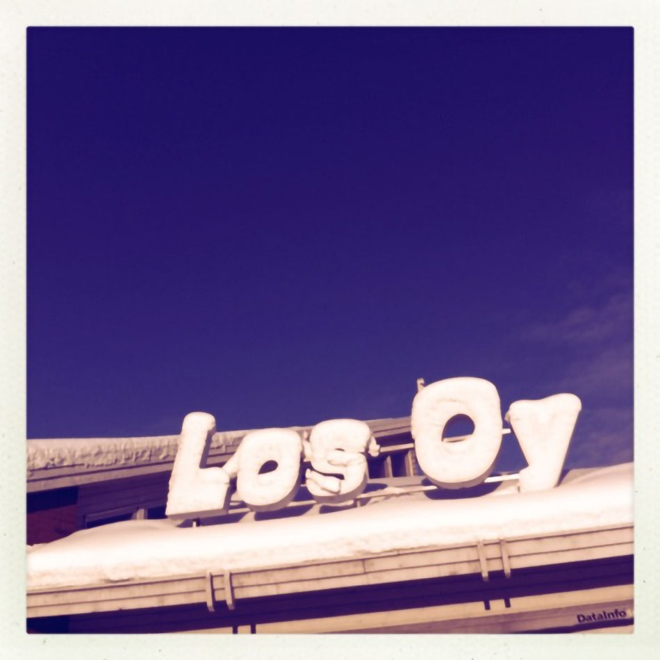 los-oy-signing-blauwe-lucht